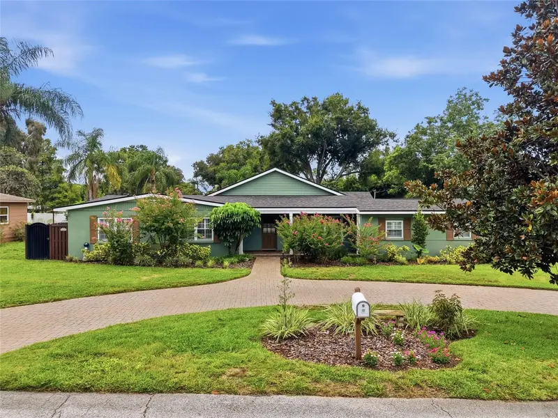 1216 S Pine Lake Dr, FL