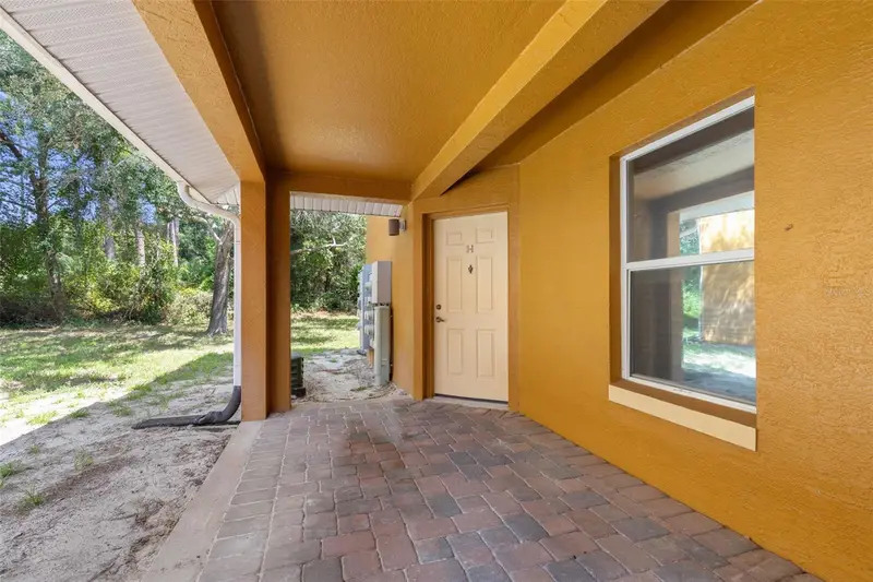 4600 E Moody Blvd #7h, FL