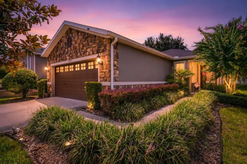 30539 Lipizzan Ter, FL