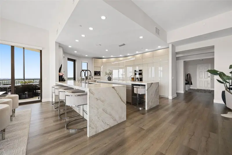 14300 Riva Del Lago Dr #2104, FL