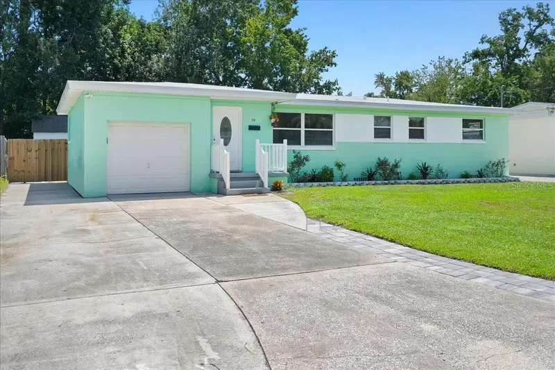 2125 W Lou Dr, FL