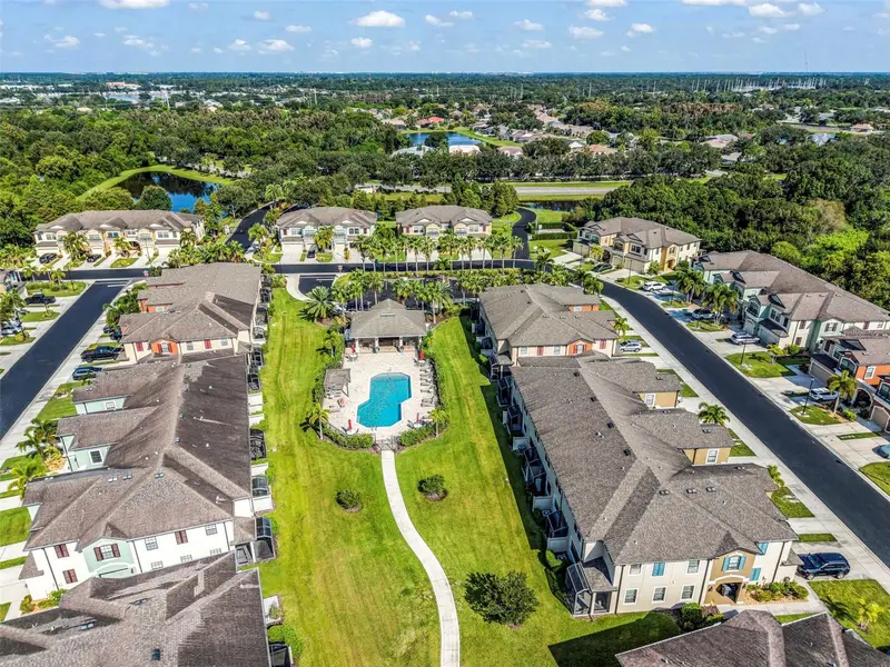 7826 52nd Ter E, FL