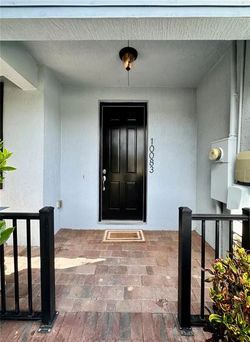 10083 Eagle Creek Center Blvd, FL