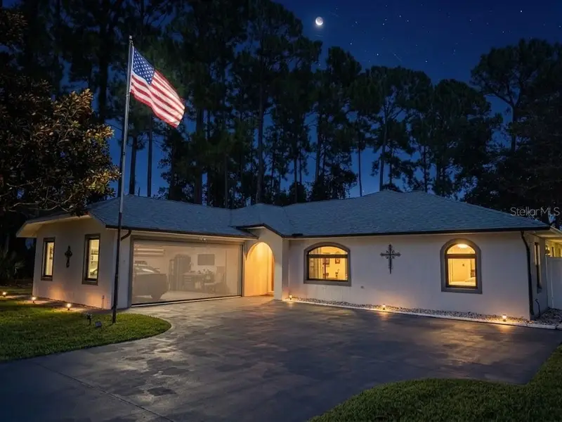 6 Boxwood Ln, FL