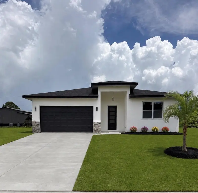 1681 Welland St Se, FL