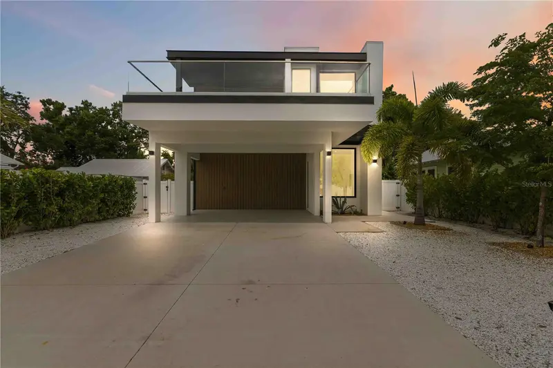 1671 Arlington St, FL