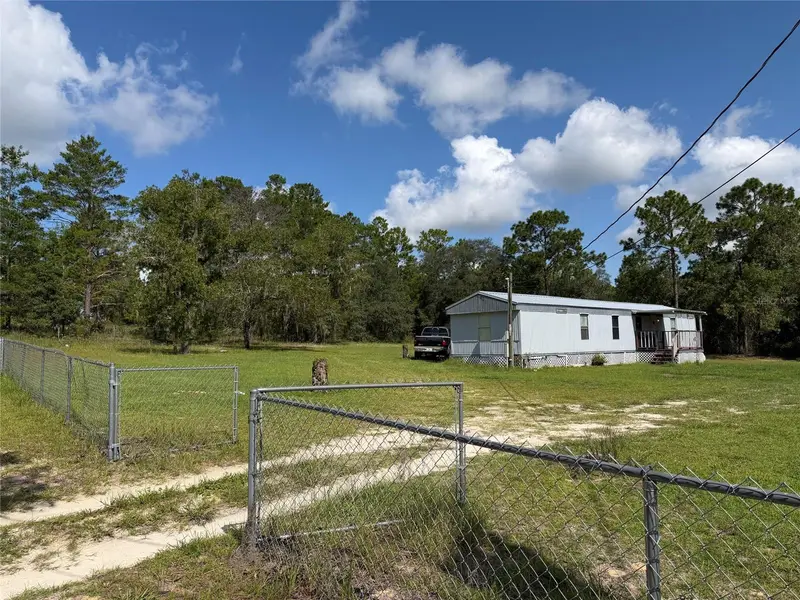 5010, 5040, 5080, & 5120 S Barker Pt, FL