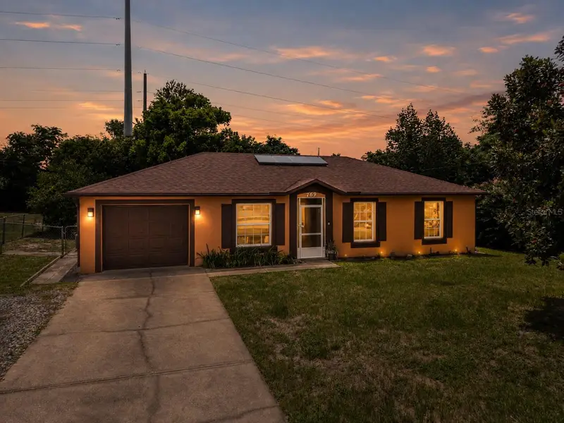 769 Trumbull St, FL