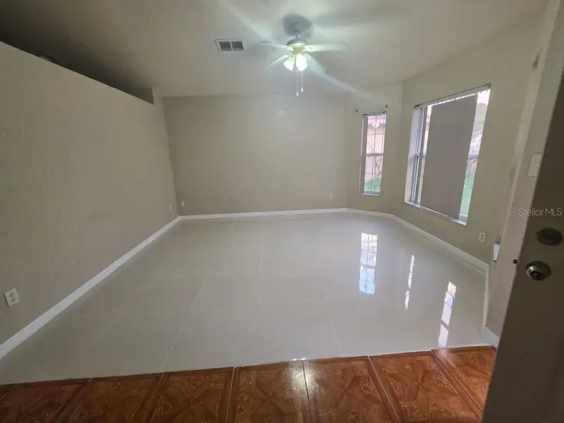 40 E 13th St, FL