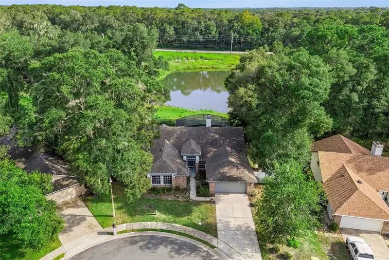 806 Oak Forest Ct, FL