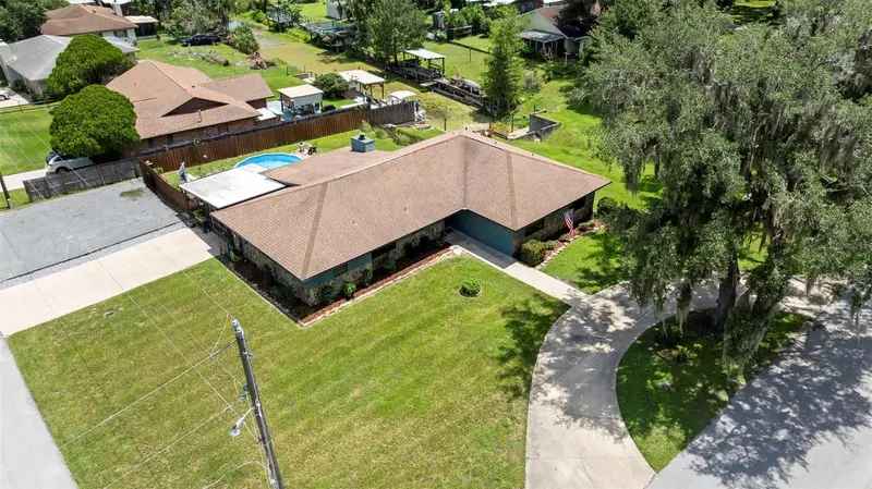 1351 Cr 482n, FL