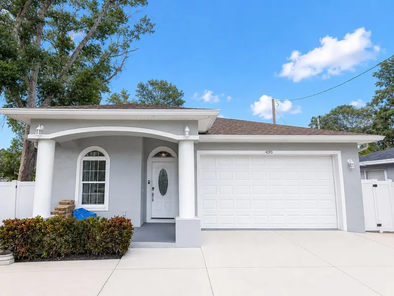 4293 W Humphrey St, FL