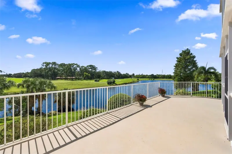 1200 Country Club Dr #2106, FL