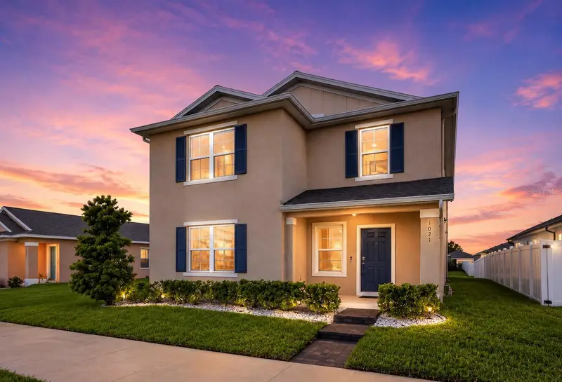 1021 Silverbell Trl, FL