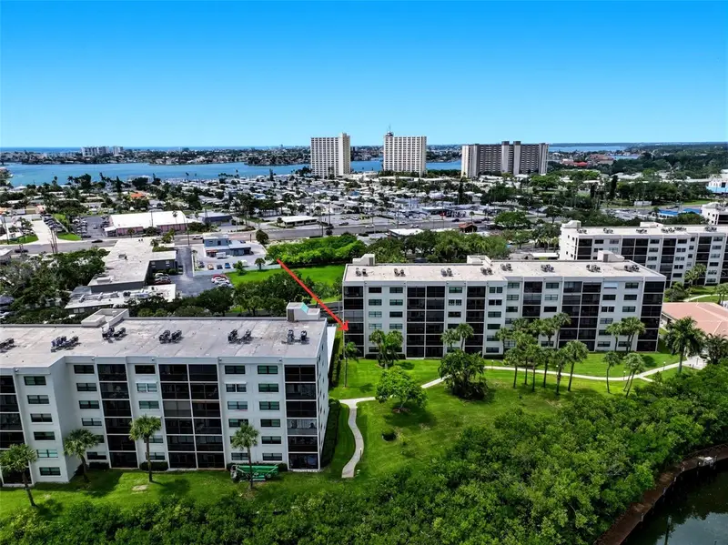 1328 Pasadena Ave S #308, FL