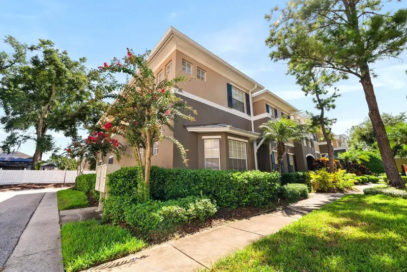 7435 Arlington Grove Cir, FL