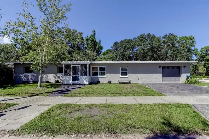 375 10th Ave N, FL