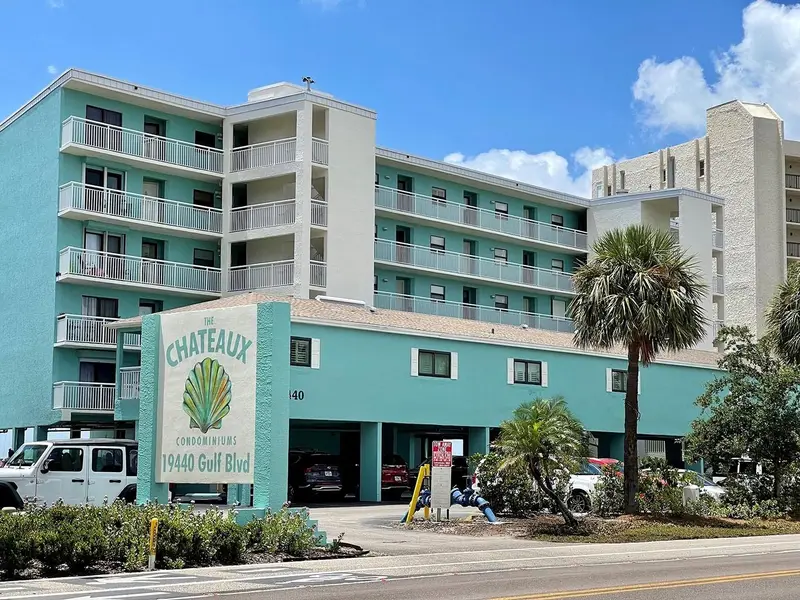 19440 Gulf Blvd #105, FL