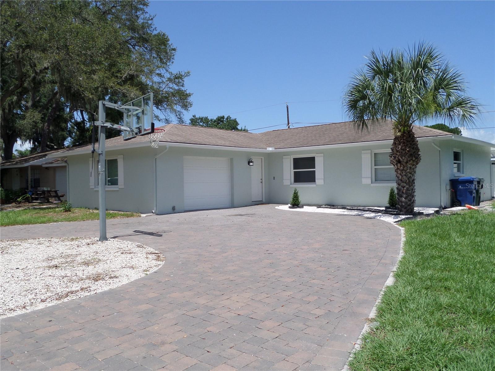 4925 Silk Oak Dr, FL