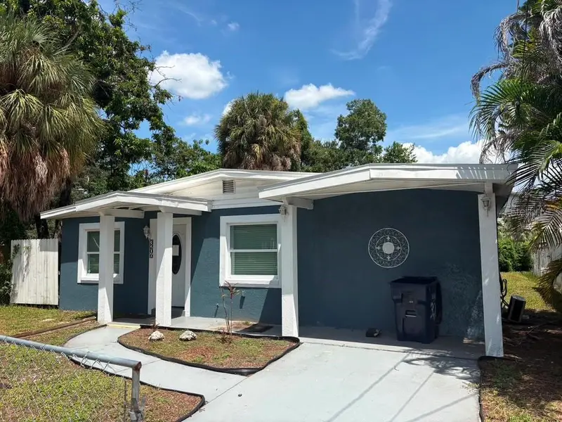 3206 E Emma St, FL