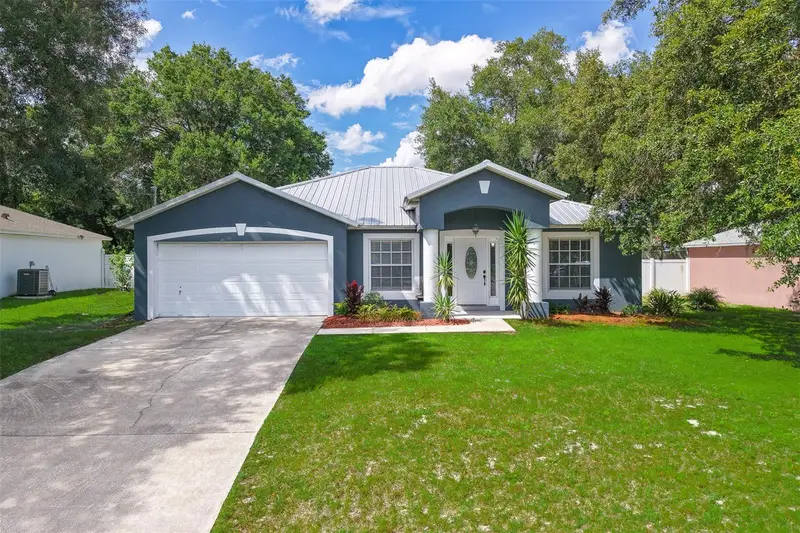 1031 E Walts Ave, FL
