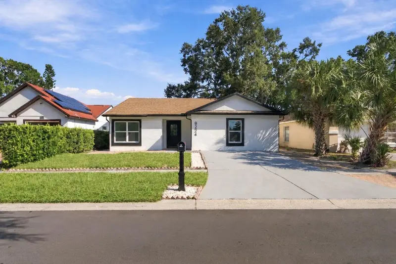 9224 Camino Villa Blvd, FL