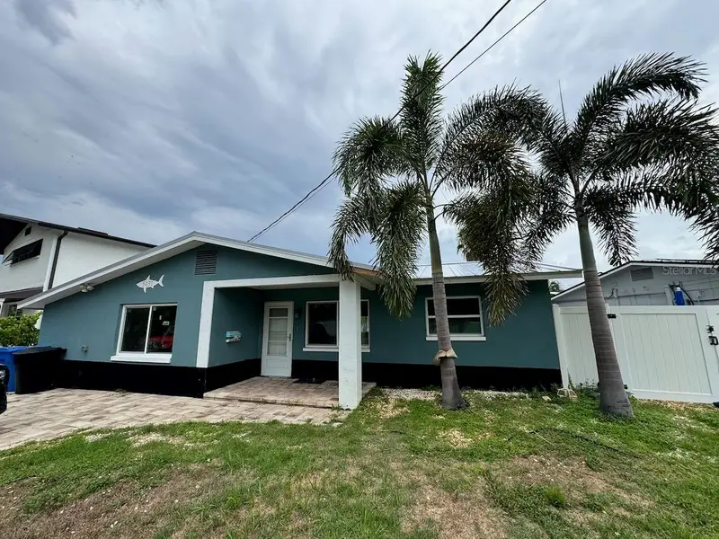 5451 Bayou Grande Blvd Ne, FL