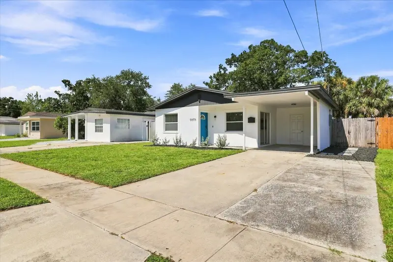 6605 S Mascotte St, FL
