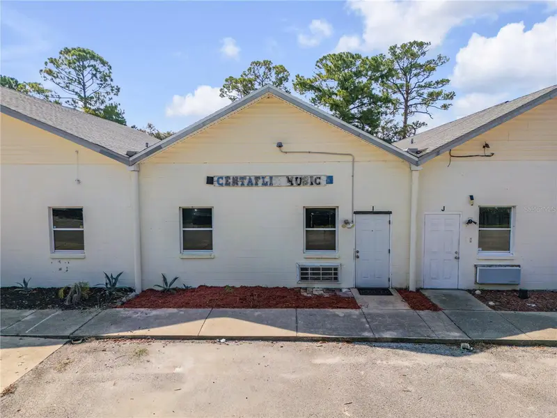 555 8th St #I, FL