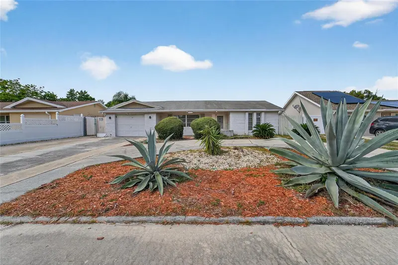 10841 Piccadilly Rd, FL