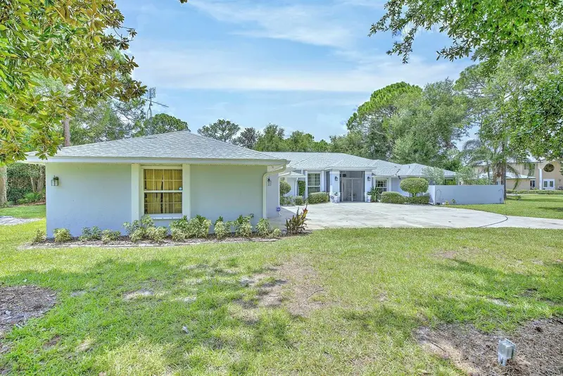 2307 Fairway Ln, FL