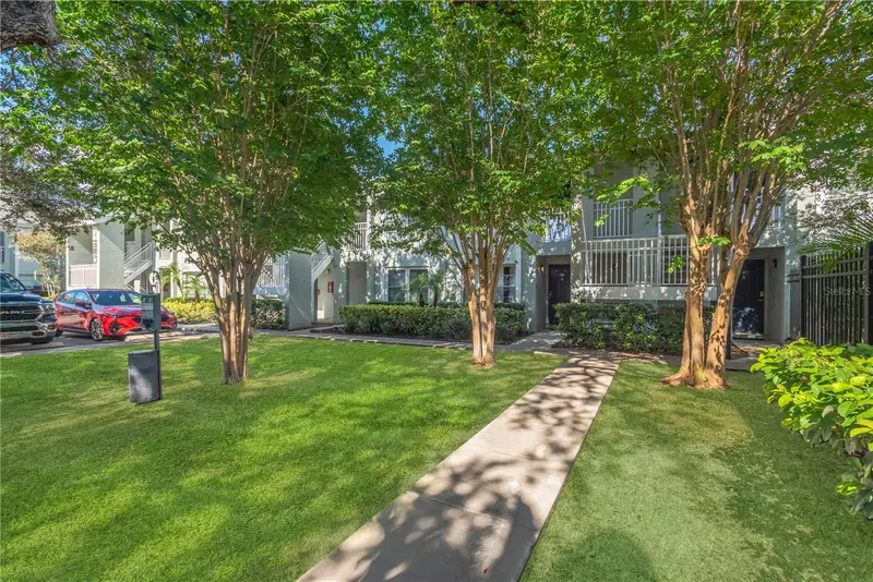5440 S Macdill Ave #3c, FL