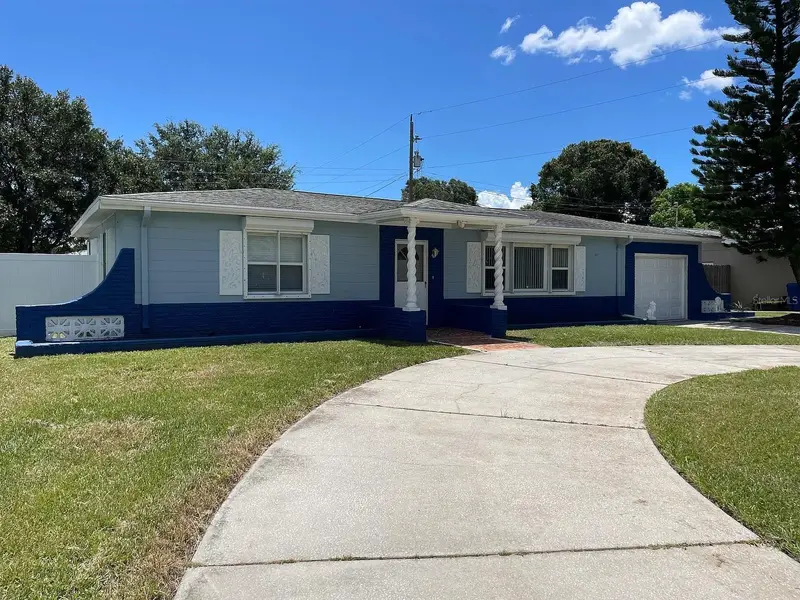 5003 58th Way N, FL