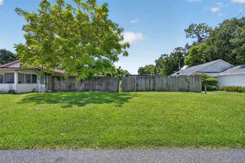 Neuse Ave, FL