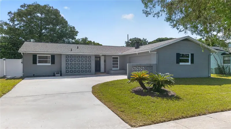 2112 Eastbrook Blvd, FL