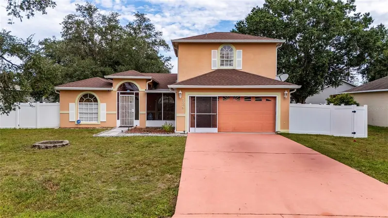 525 Finch Ln, FL