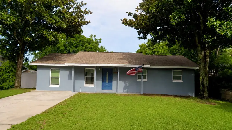 32730 Blossom Ln, FL