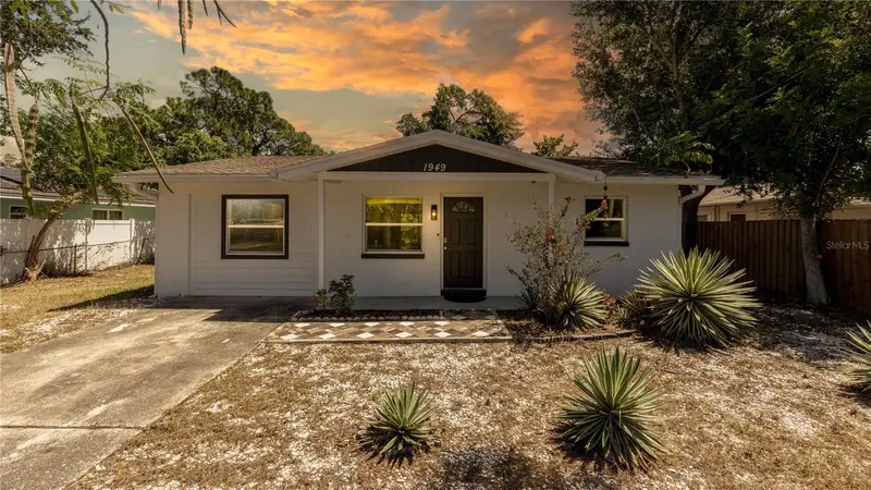 1949 Trotter Rd, FL
