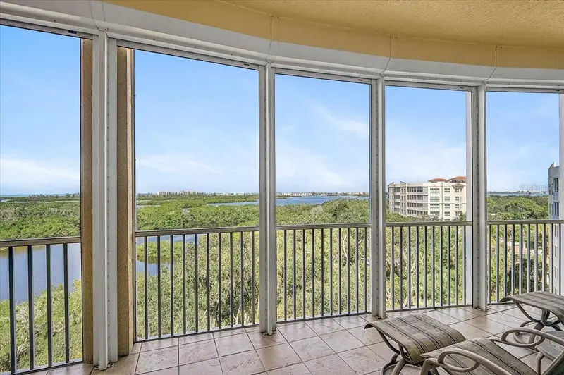 409 N Point Rd #803, FL