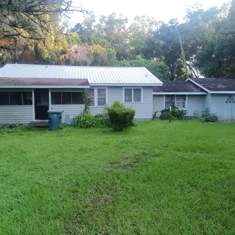 2409 Nw 7th St, FL