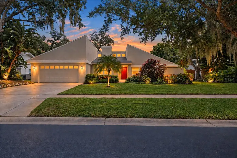2555 Sweetgum Way W, FL