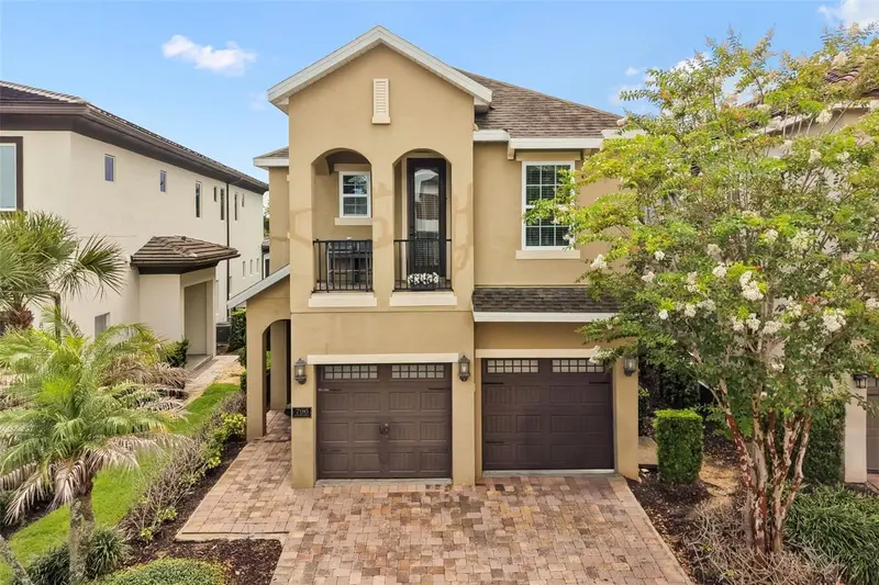 796 Desert Mountain Ct, FL