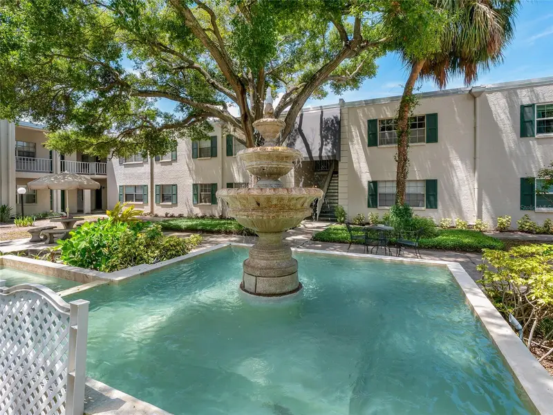 4335 Aegean Dr #116a, FL