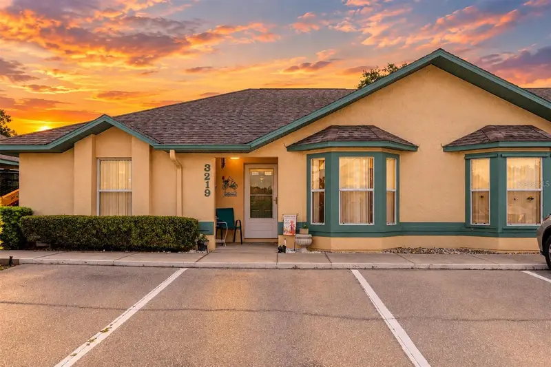 3219 Villa Way Cir, FL