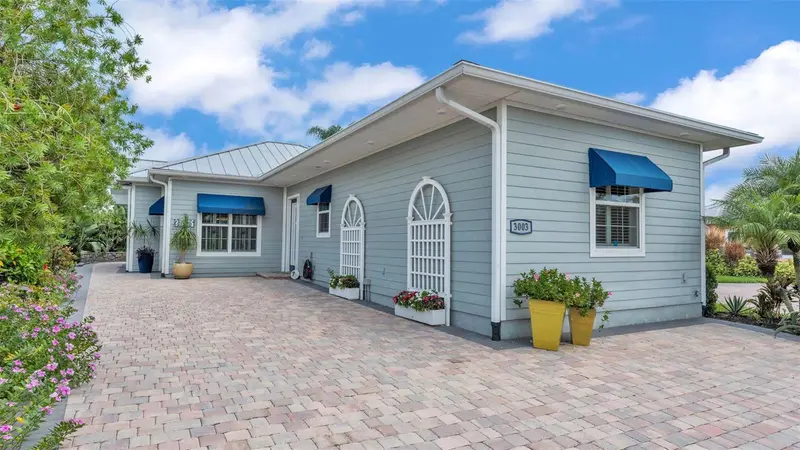 Polk City listing