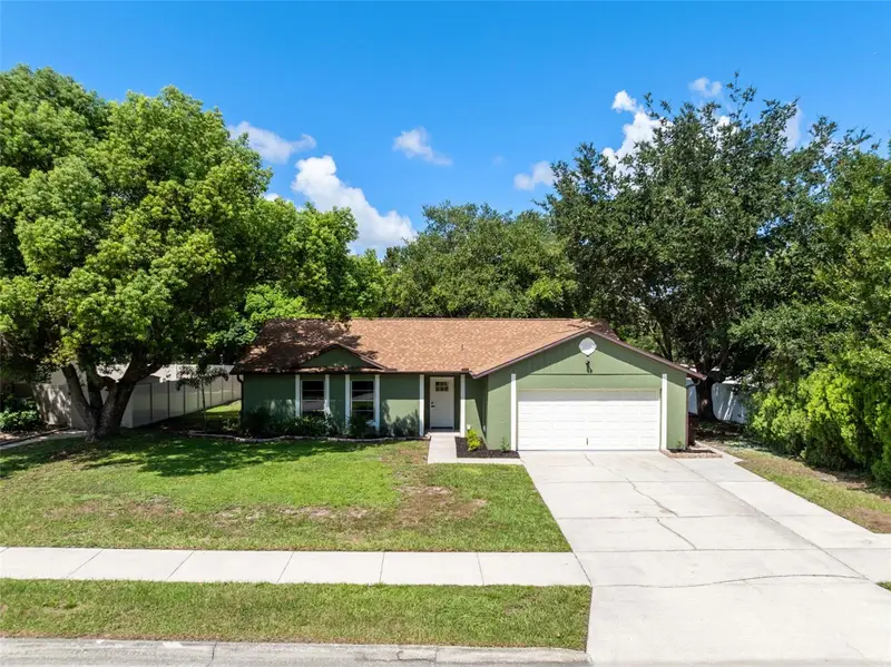 910 Whisler Ct, FL