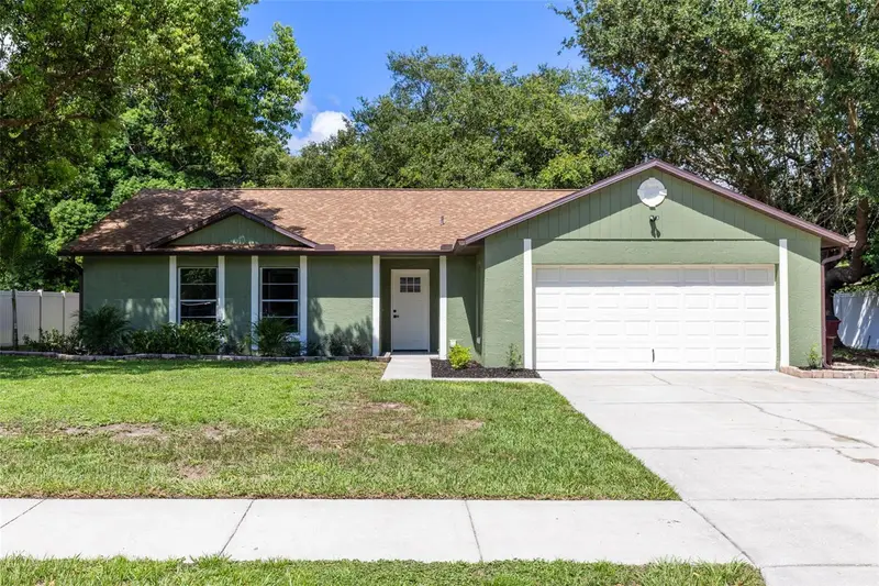 910 Whisler Ct, FL