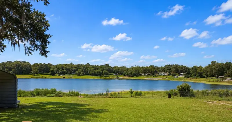 172 E Cowpen Lake Point Rd, FL