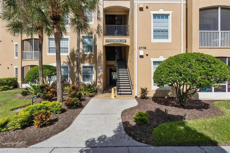 2778 Almaton Loop #202, FL