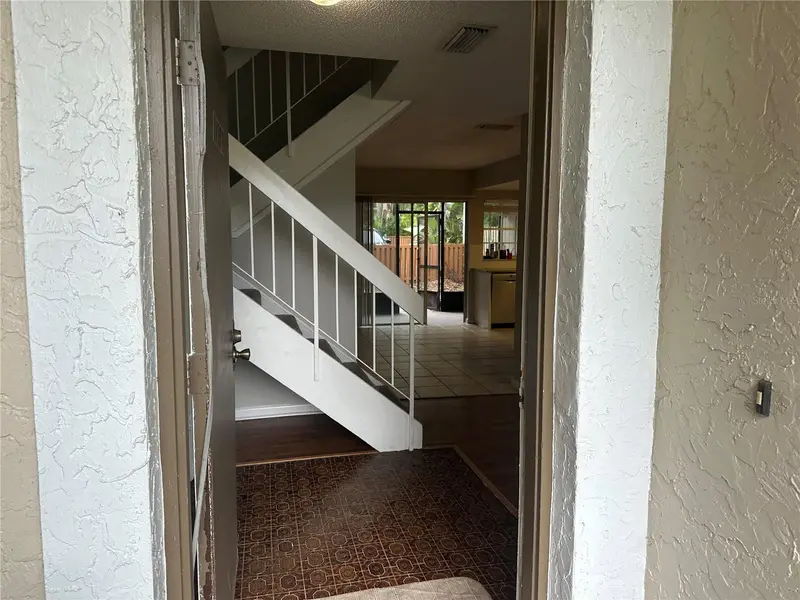 14752 Morning Dr, FL
